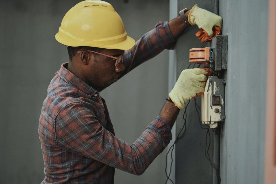 SUTEGR_March_ImpactContent1_ElectricalInstallationUpgrades_IMAGE