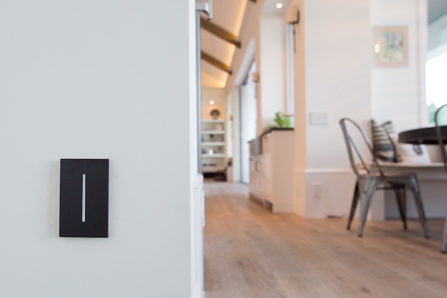 4 Ways Summit Technology Group Can Help with Light Switch Installation